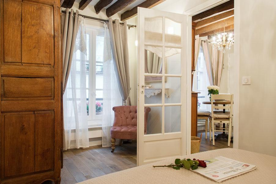Le Merlot Du Marais Paris Exterior photo